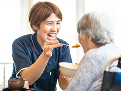 食事介助